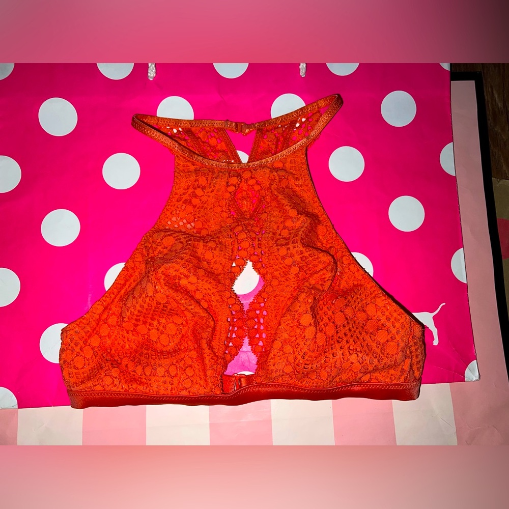 Victoria’s Secret size SMALL Lace Bralette.